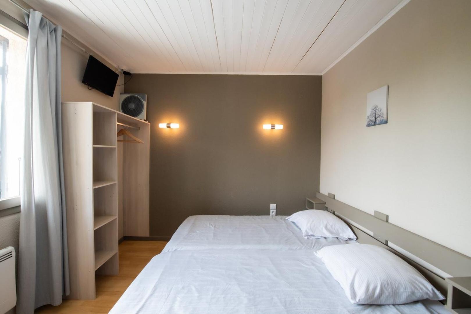 Chez Jostel - Chambre 4 Genay  Ngoại thất bức ảnh